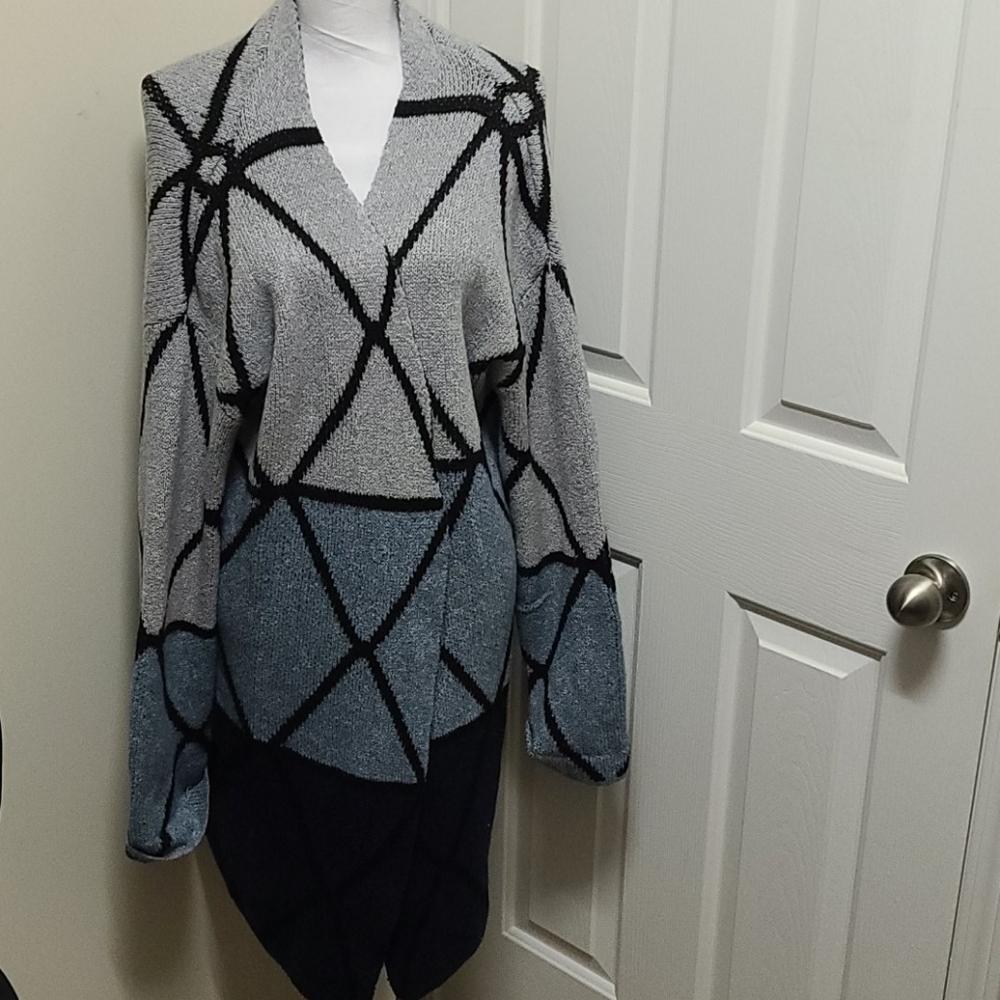 NWT Joseph A Ombre Grid Cardigan
